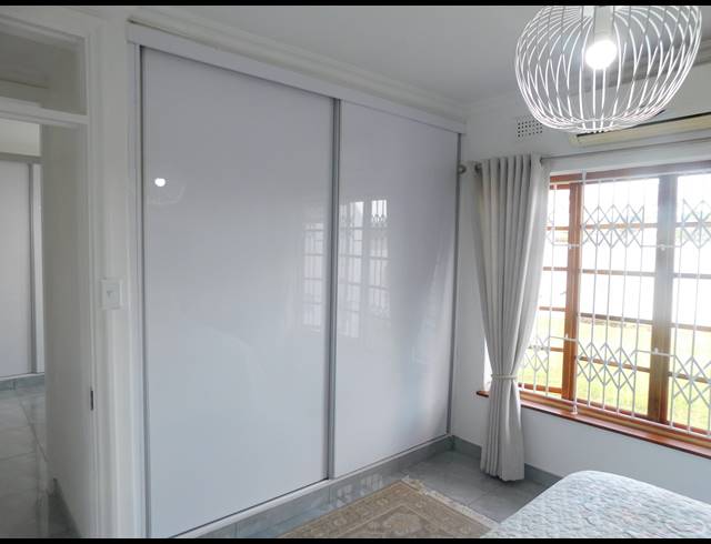3 BEDROOM HOUSE FOR SALE IN ISIPINGO BEACH
